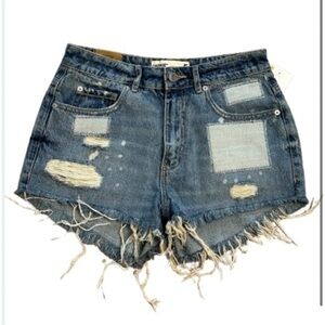 Nwt GARAGE Festival distressed high rise denim jean shorts. Size 5 with 11” rise